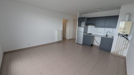 location Appartement T3 DE 62.64m² À SARTROUVILLE - Photo 4