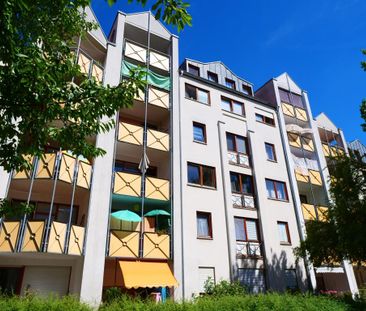 WBS! Gemütliche Dachgeschosswohnung mit tollem Balkon - Foto 2