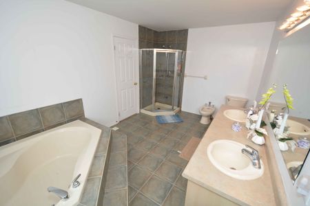 For Lease - 4825 Fulwell Road, Mississauga, Ontario - Photo 2