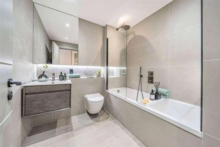 West Byfleet, Surrey, KT14 - Photo 5