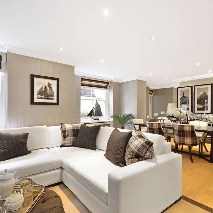 4 bedroom flat to rent - Photo 1