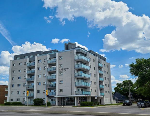 Carillon Tower | 1790 Portage Avenue, Winnipeg - Photo 1