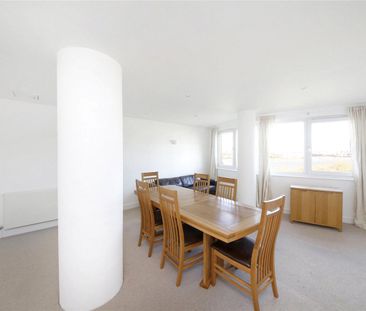 Arnhem Place, London, E14 3ST - Photo 3