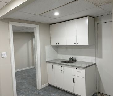 For Lease - 425 Jane Street Unit# 10, Toronto, Ontario - Photo 2