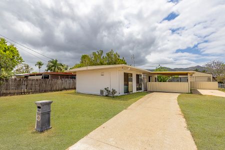 1412 Riverway Drive, Kelso QLD 4815 - House For Rent | Domain - Photo 4