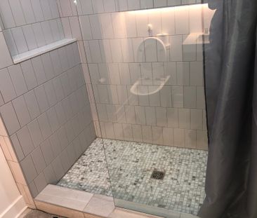 101 Rue Peel, Montréal (Le Sud-Ouest), QC H3C - Photo 2