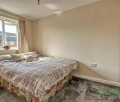 2 BEDROOM House - Semi-Detached - Photo 5