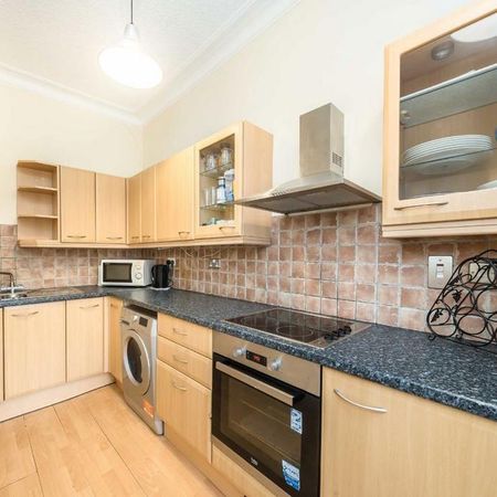 1 bedroom flat to rent - Photo 3