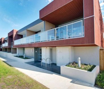 11/5 Bear Street, Mordialloc - Photo 1