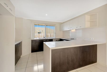 29 Balaroo Drive, Glenvale - Photo 4