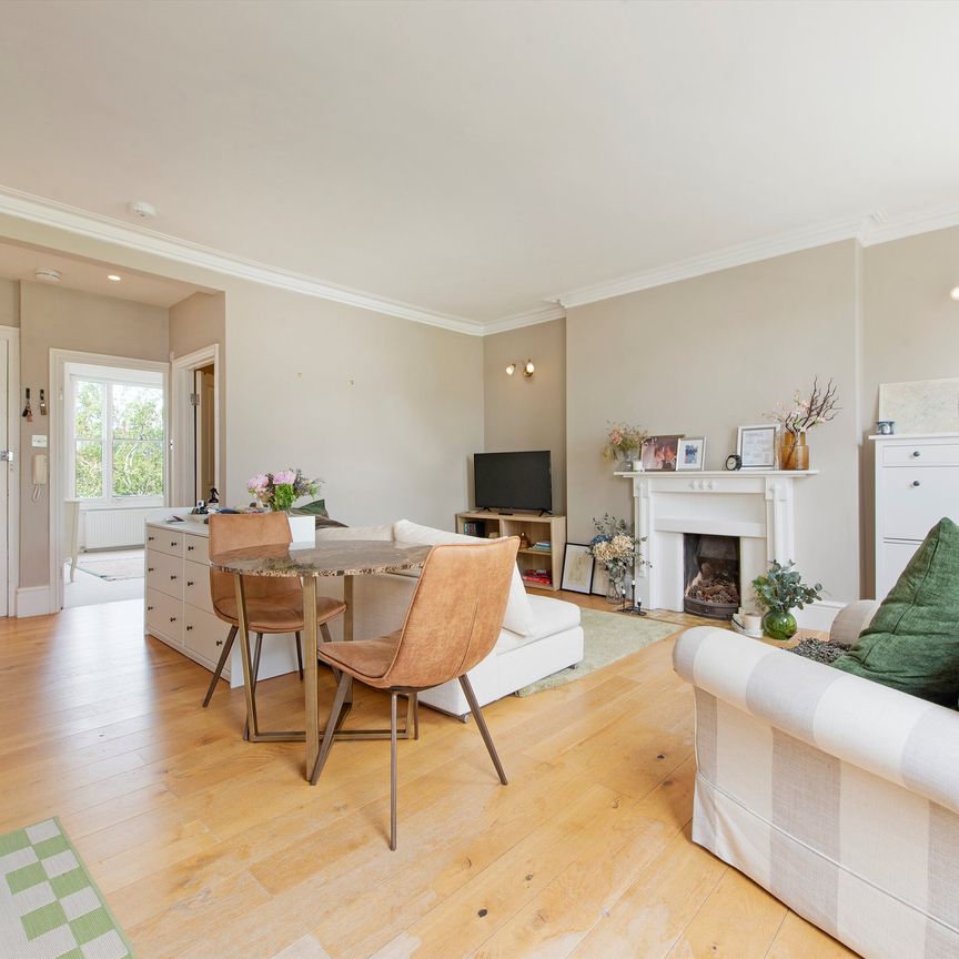 Blenheim Crescent, Holland Park, W11, London - Photo 1