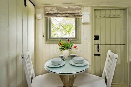 Stone Cottage - Photo 3