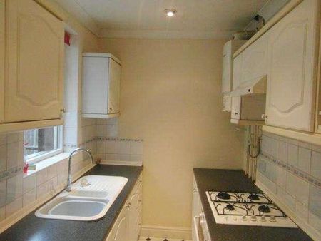 Shaftesbury Crescent, Derby, DE23 - Photo 3