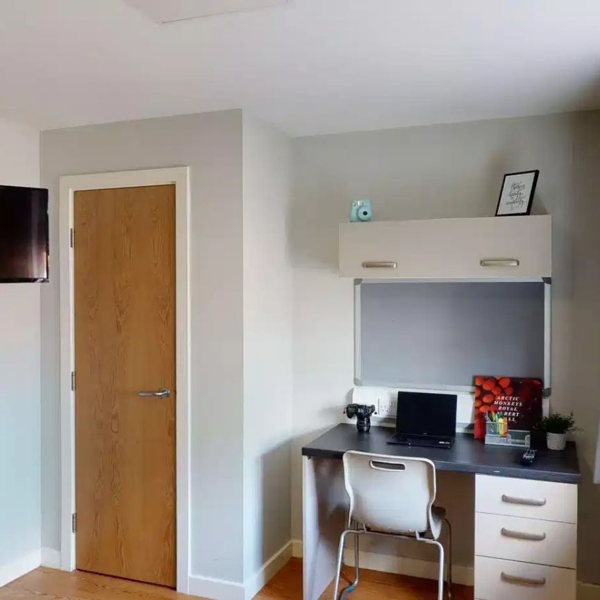 Premium Studio - Double Bed - Photo 1