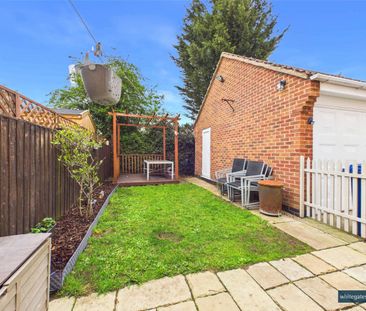 Springwood Close, Branton, Doncaster, South Yorkshire, DN3 - Photo 1