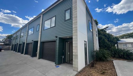 3 bedroom, 2 bathroom townhouse for rent!! - Photo 5