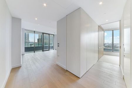 Apartment to rent in 10 Park Drive, Canary Wharf E14 - Photo 2