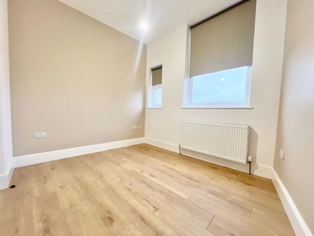 1 bedroom Flat To Let - Photo 3
