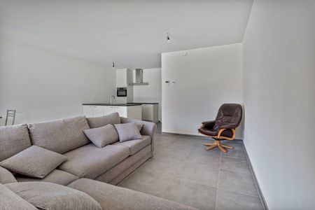 Recent appartement met 1 slpk en gezellig tuintje op wandelafstand van het centrum ! - Photo 4