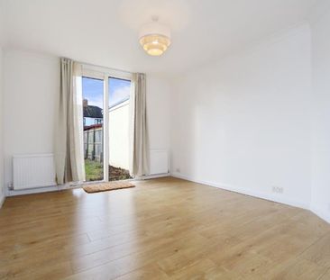 Princes Avenue, Surbiton, KT6 - Photo 2