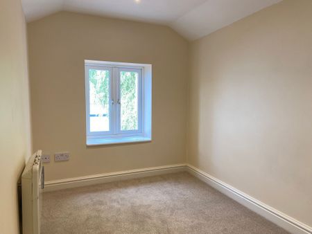 Eastbourne Road, Taunton - Photo 2