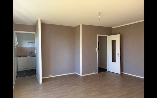 Location Appartement 5 pièces 75 m² La Châtre - Photo 1