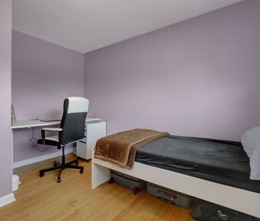 For Lease - 892 Baseline Road Unit# A, Cityview - Parkwoods Hills -... - Photo 1