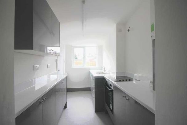 Sutton Road, Kidderminster, DY11 - Photo 1