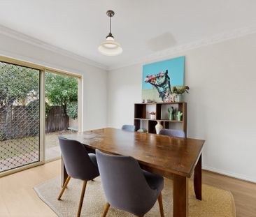 Well Designed Townhouse with Secure Garage and Courtyard - Photo 6