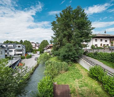 Traumlage in Wals-Siezenheim! Geräumiges Zweifamilienhaus direkt am Mühlbach - Photo 1