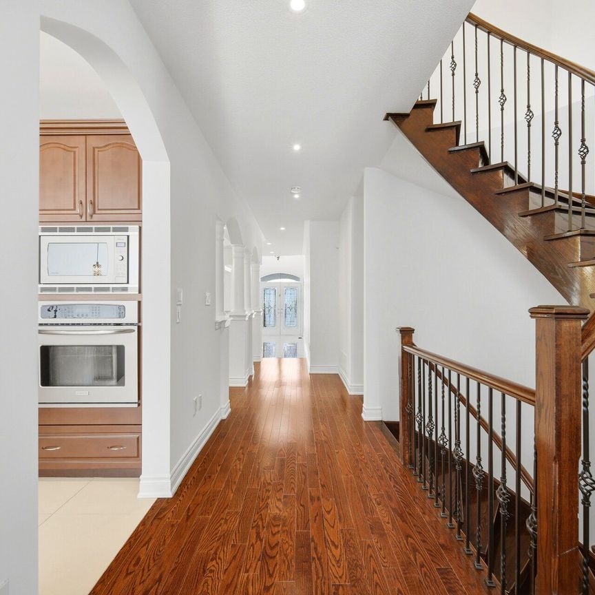 For Lease - 3146 Tacc Drive, Mississauga, Ontario - Photo 1