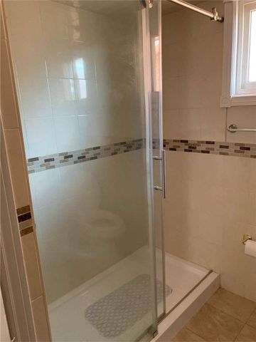 For Lease - 1622 Bristol Road, Mississauga, Ontario - Photo 5