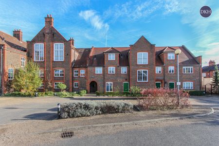 College Yard, Gammons Lane, Watford, WD24 - Photo 4