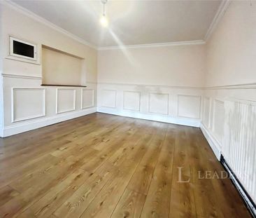 3 bedroom house to rent The Knares, Basildon, Essex, SS16 - Photo 4