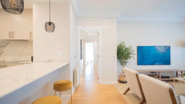 Piso de alquiler en Marques del Turia, Gran Via - Photo 1