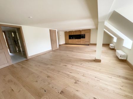 ERSTVERMIETUNG: Exklusive Dachwohnung mit Panoramablick – Ihr neues Zuhause über den Dächern! - Photo 2