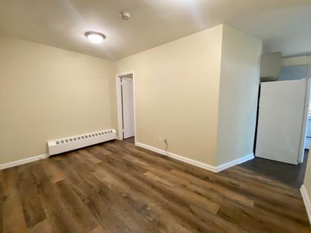 For Lease - 2A Thyra Avenue Unit# 201, Toronto, Ontario - Photo 5