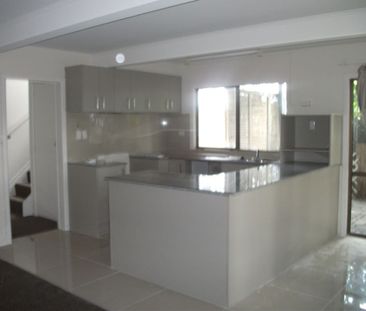 Large Family Home - Photo 3