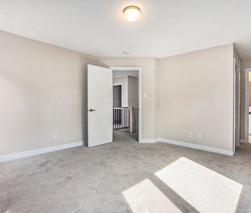 For Lease - 436 Epoch Street, Barrhaven, Ontario - Photo 3