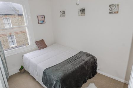 Room in a Shared Flat, Coldharbour Lane, SW9 - Photo 5