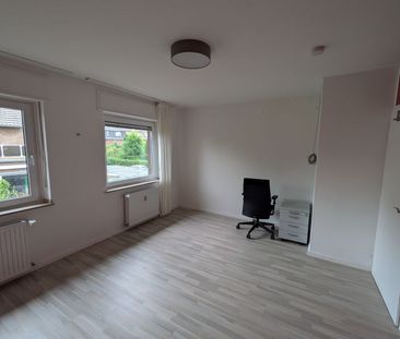 Geräumige, schöne 3,5-Zimmer-Wohnung mit Balkon in Hülsdonk zu vermieten - Foto 5