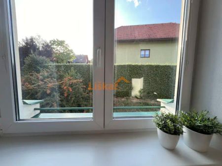 Pronájem bytu se dvěma balkony o dispozici 3+kk (82 m - Photo 5