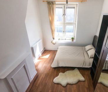 Room in a Shared Flat, Beautiful Double Room In Nine Elms/W, SW8 - Photo 5