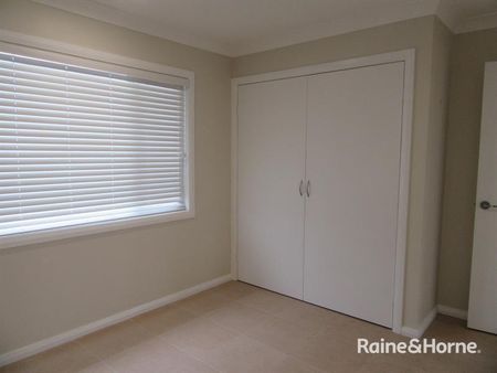 5 Apex Street, Belmont, NSW 2280 - Photo 2