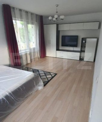 Garsoniera moderna, parcare privata, cartier Magnolia - Fotografie 1