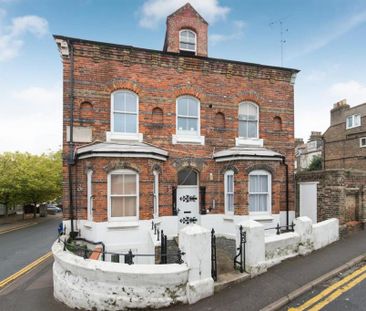 2 bedroom flat to rent - Photo 6