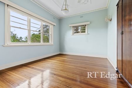 Thinking of selling? Contact our agent - Photo 4