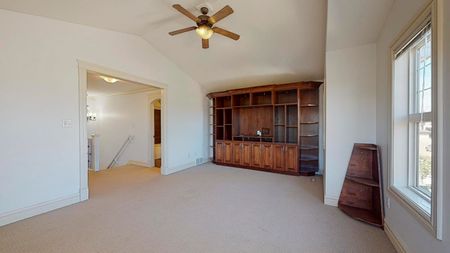 11713 13A Avenue Southwest - Photo 4