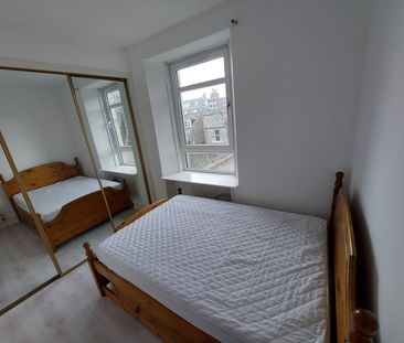 1 Bed Flat, Aberdeen, AB10 - Photo 2