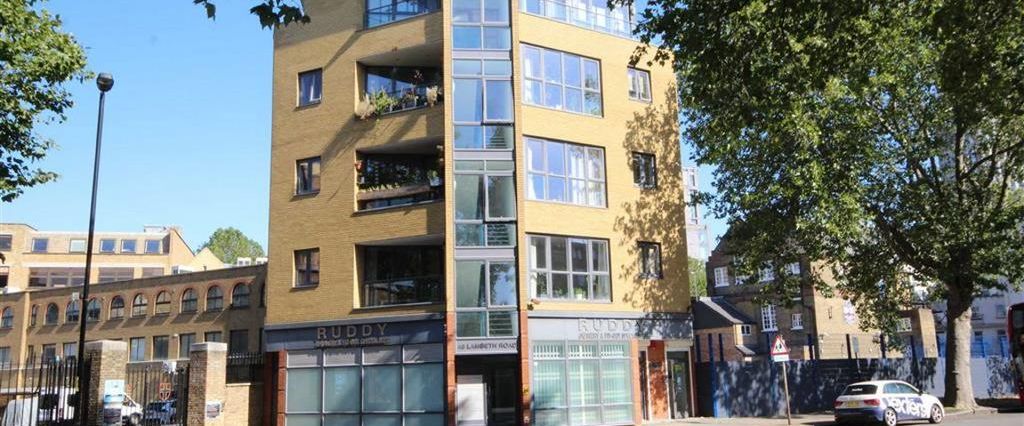 1 bedroom flat to rent - Photo 1